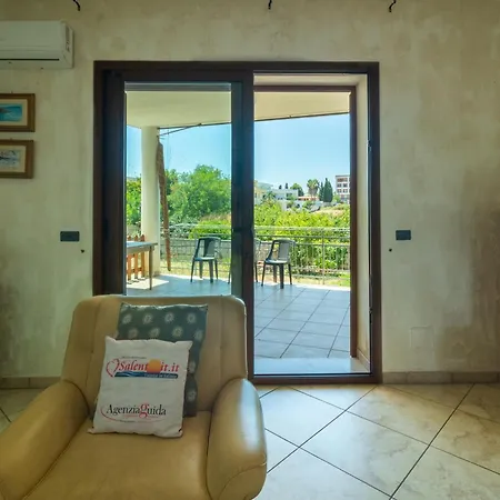 Casa Vacanze Trane 別荘 トリカーゼ